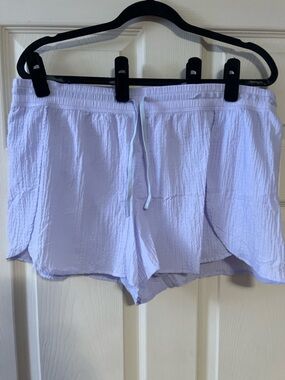 lululemon Negative Split Texture Run Shorts 2.5” Light Purple XL NWT Seersucker